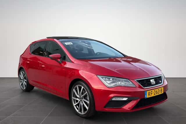 SEAT Leon (2018) thumbnail 1