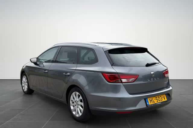 SEAT Leon (2016) thumbnail 2