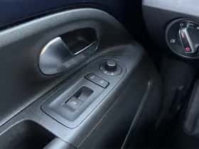 SEAT Mii (2014) thumbnail 7