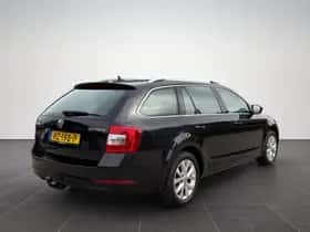 Škoda Octavia (2018) thumbnail 6