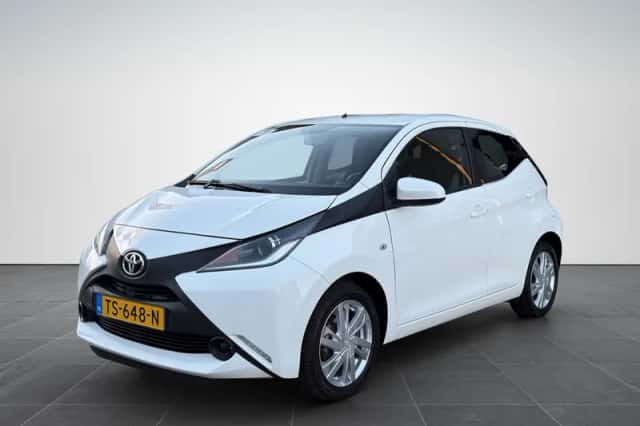 Toyota Aygo (2016) thumbnail 4