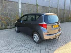 Toyota Verso-S (2012) thumbnail 3