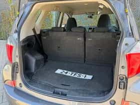 Toyota Verso-S (2012) thumbnail 9