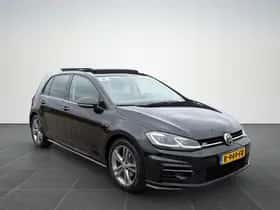 Volkswagen Golf (2019) thumbnail 2