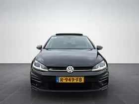 Volkswagen Golf (2019) thumbnail 3