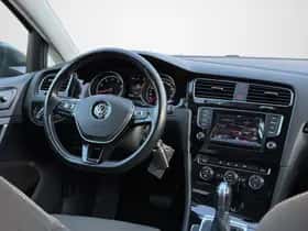 Volkswagen Golf (2014) thumbnail 3