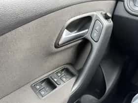 Volkswagen Polo (2014) thumbnail 12