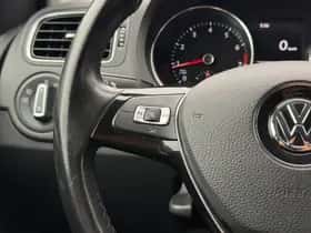 Volkswagen Polo (2015) thumbnail 12