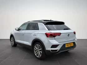 Volkswagen T-Roc (2018) thumbnail 2