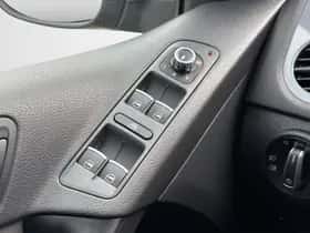 Volkswagen Tiguan (2012) thumbnail 11