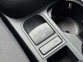 Volkswagen Tiguan (2012) thumbnail 21