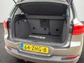 Volkswagen Tiguan (2012) thumbnail 6