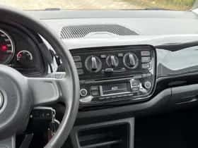 Volkswagen Up! (2013) thumbnail 8