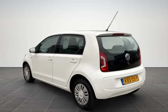 Volkswagen Up! (2013) thumbnail 2