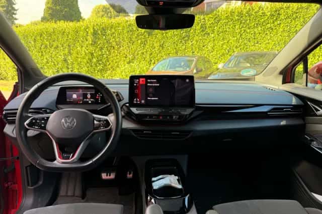 Volkswagen ID.4 (2021) thumbnail 4