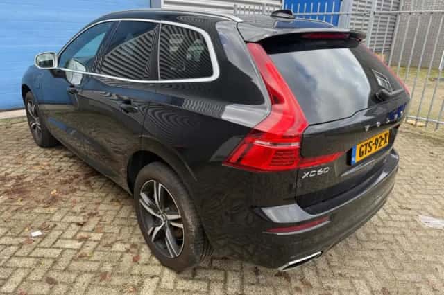 Volvo XC60 (2019) thumbnail 6