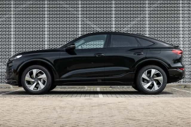 Audi Q6 e-tron (2025) thumbnail 3