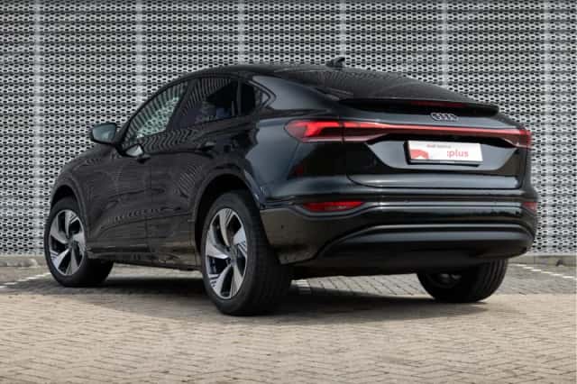 Audi Q6 e-tron (2025) thumbnail 4