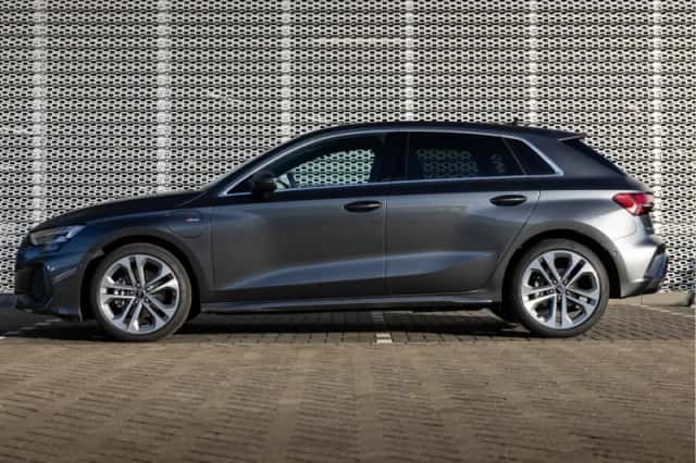 Audi A3 (2025) thumbnail 2