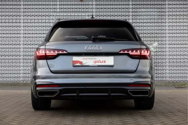 Audi A4 (2021) thumbnail 6