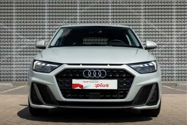 Audi A1 (2025) thumbnail 2