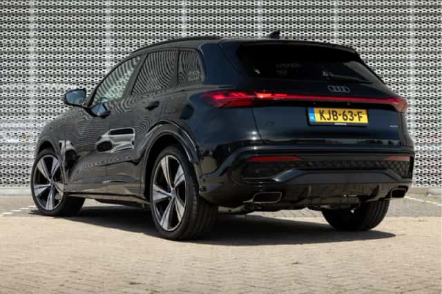 Audi Q5 (2026) thumbnail 3