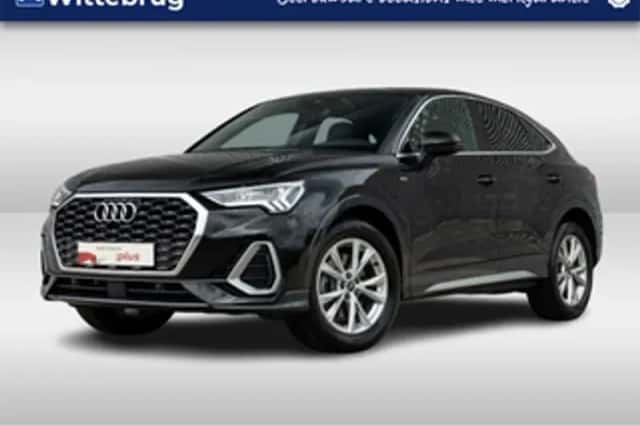 Audi Q3 (2022) thumbnail 1