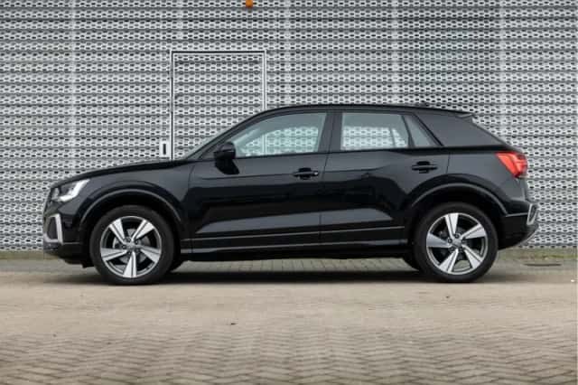 Audi Q2 (2025) thumbnail 2