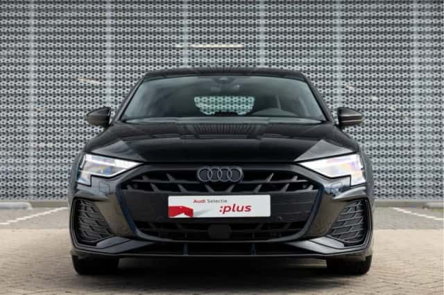 Audi A3 (2025) thumbnail 2