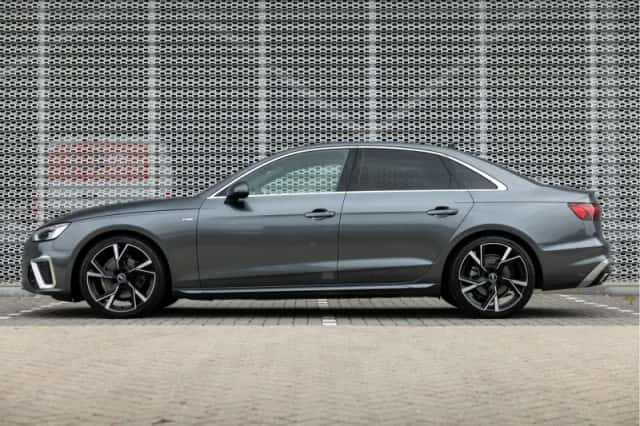 Audi A4 (2023) thumbnail 3