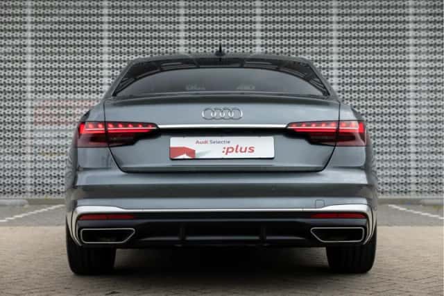 Audi A4 (2023) thumbnail 6