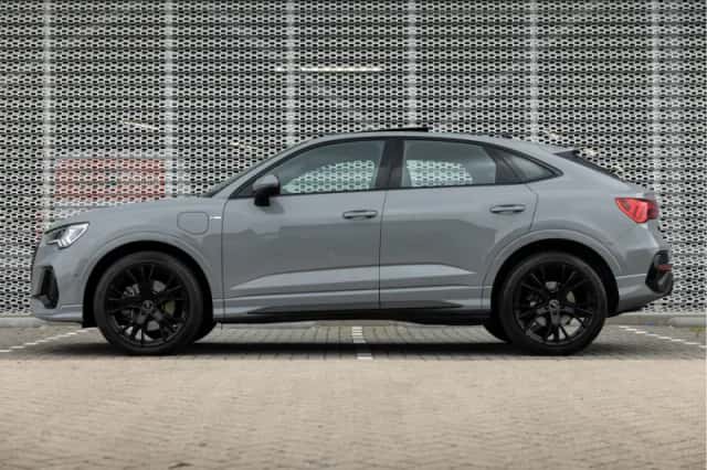 Audi Q3 (2024) thumbnail 3