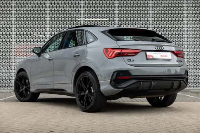 Audi Q3 (2024) thumbnail 4