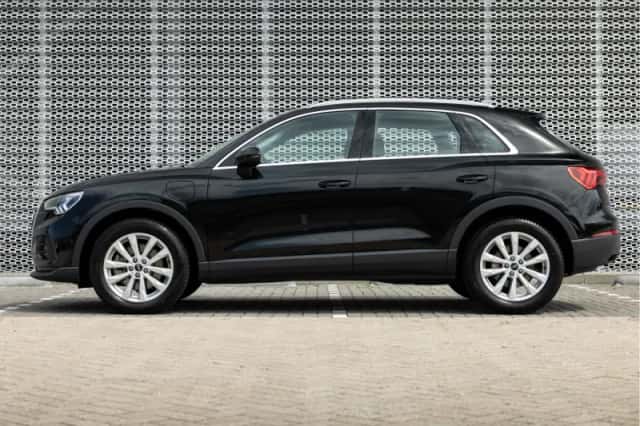 Audi Q3 (2024) thumbnail 3