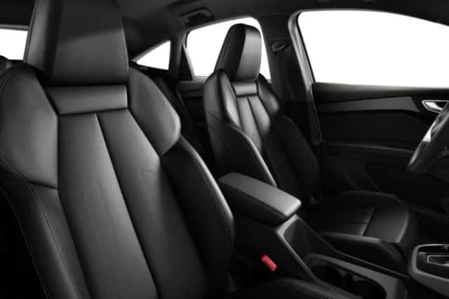 Audi Q4 (2024) thumbnail 4