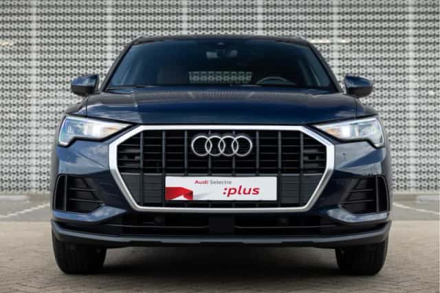 Audi Q3 (2019) thumbnail 2