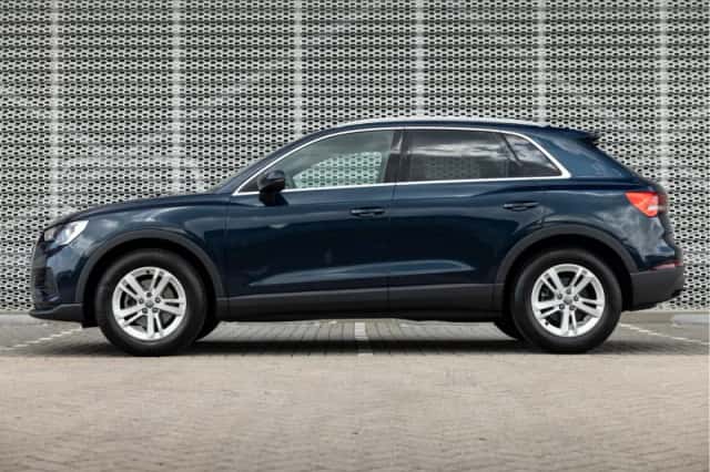 Audi Q3 (2019) thumbnail 3