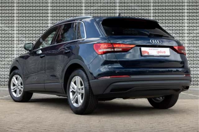 Audi Q3 (2019) thumbnail 4