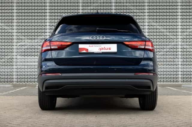 Audi Q3 (2019) thumbnail 6