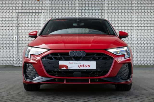 Audi A3 (2025) thumbnail 2