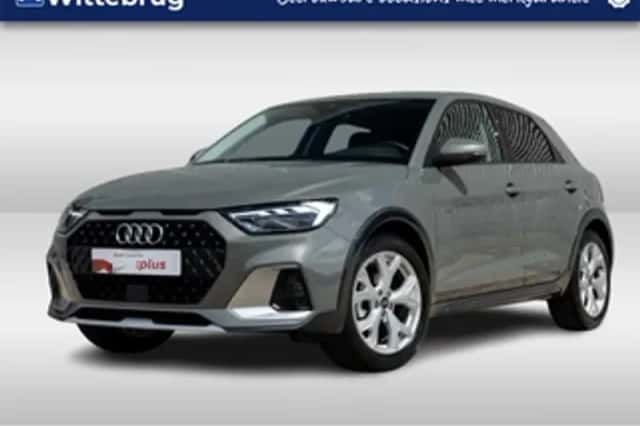 Audi A1 (2025) thumbnail 1
