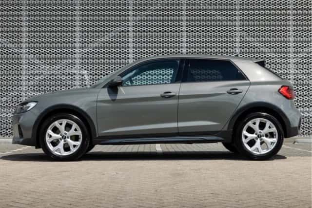Audi A1 (2025) thumbnail 3