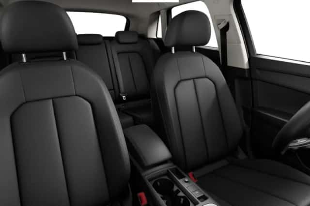 Audi Q3 (2023) thumbnail 4