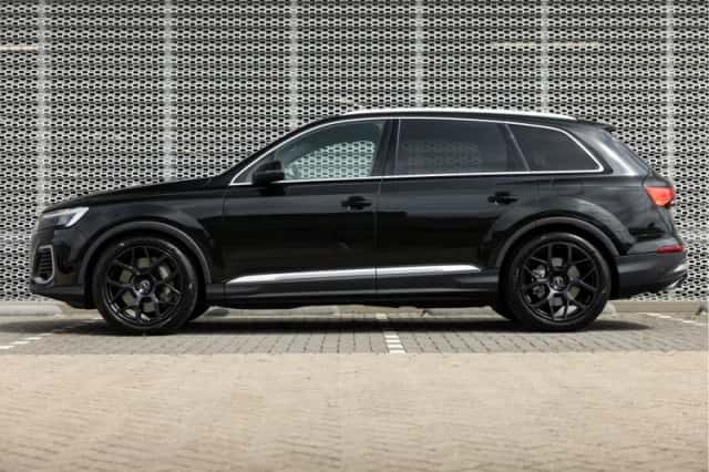 Audi Q7 (2025) thumbnail 3