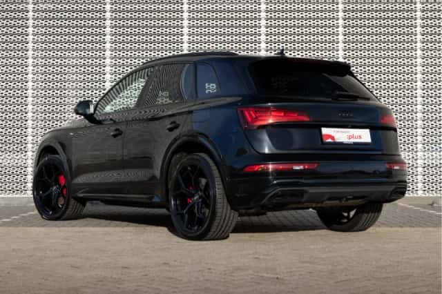 Audi Q5 (2022) thumbnail 4