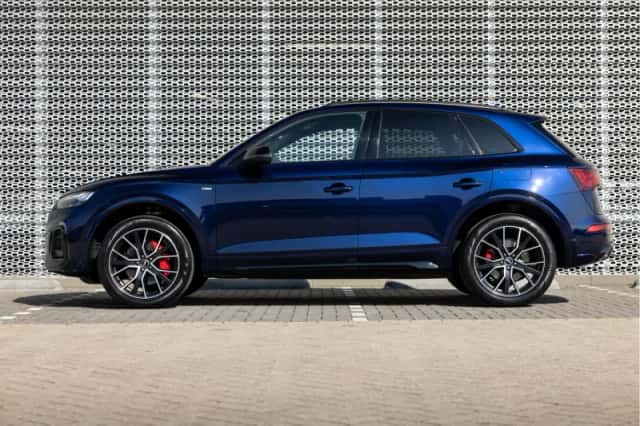 Audi Q5 (2023) thumbnail 3