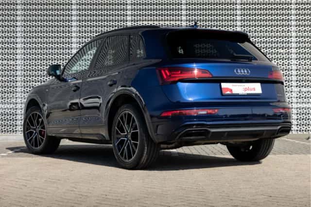 Audi Q5 (2023) thumbnail 4