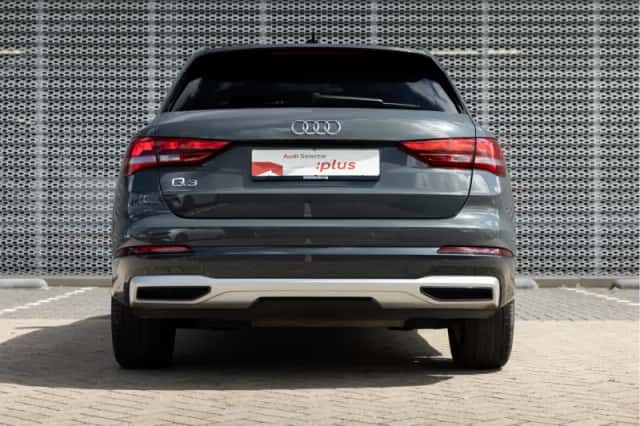 Audi Q3 (2022) thumbnail 6