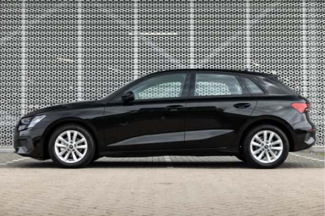 Audi A3 (2024) thumbnail 3