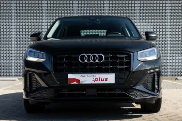 Audi Q2 (2022) thumbnail 2